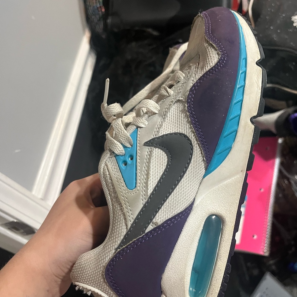 Nike Air Max Sneakers - Cream and Purple